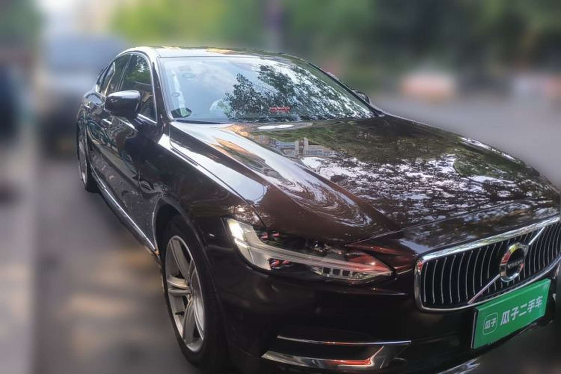 Used Volvo S90 2019 T5 Zhiyuan Edition Front Right 45 Deg