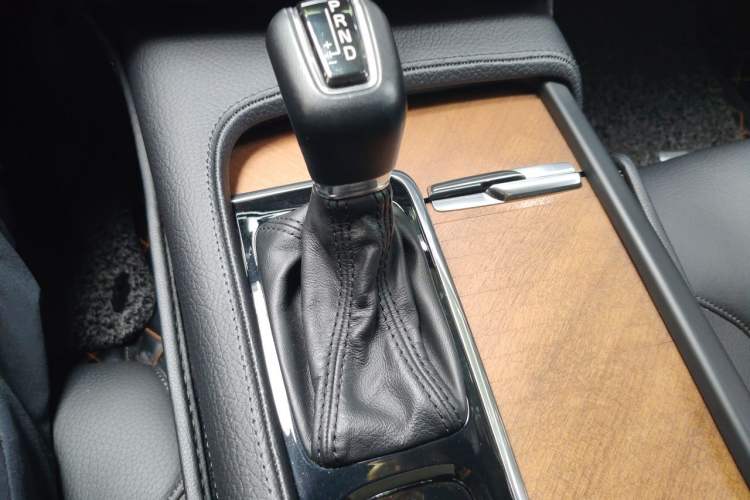 Used Volvo S90 2019 T5 Zhiyuan Edition Gear Lever