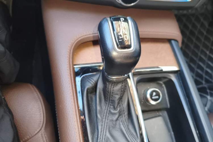 Used Volvo S90 2019 T5 Zhiyi Edition Gear Lever