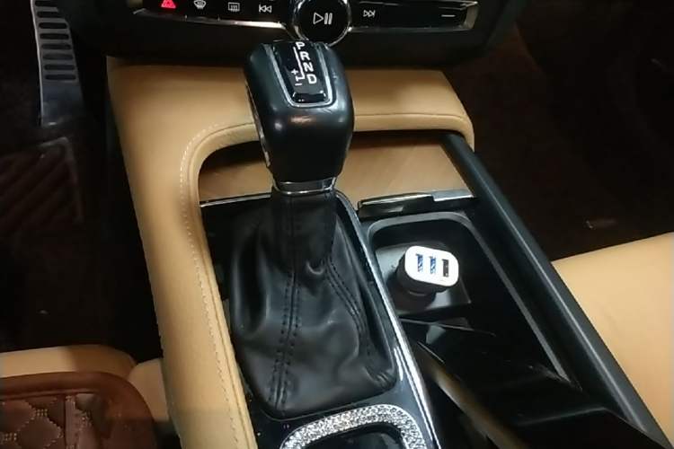 Used Volvo S90 2019 T5 Zhiyi Edition Gear Lever