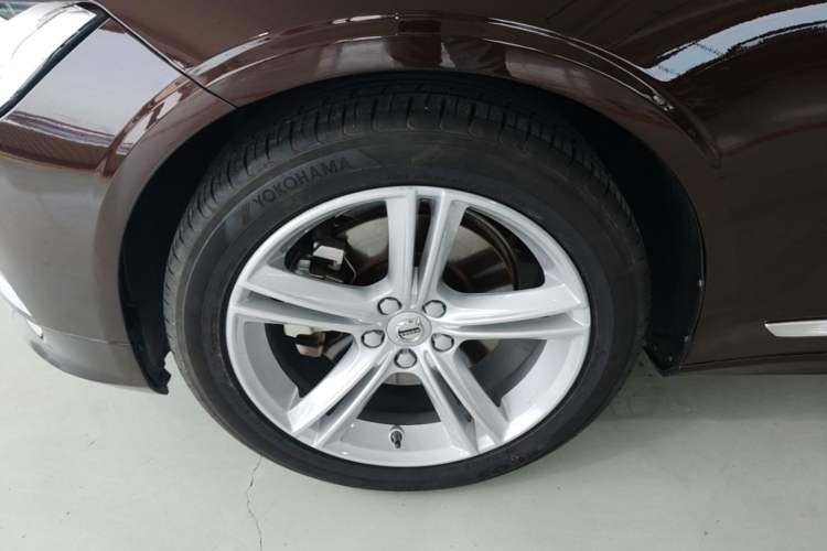 Used Volvo S90 2019 T5 Zhiyi Edition Left Front Wheel Hub