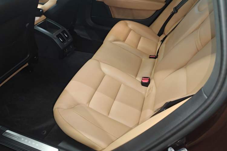 Used Volvo S90 2019 T5 Zhiyi Edition Left Rear Seat