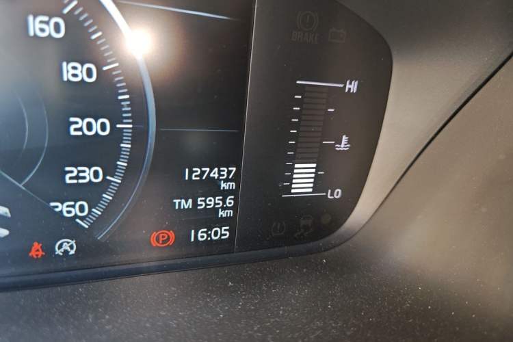 Used Volvo S90 2019 T5 Zhiyi Edition Odometer Close Up