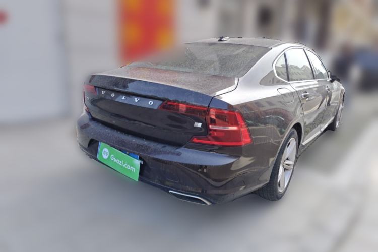Used Volvo S90 2019 T4 Zhiyi Edition Rear Right 45 Deg
