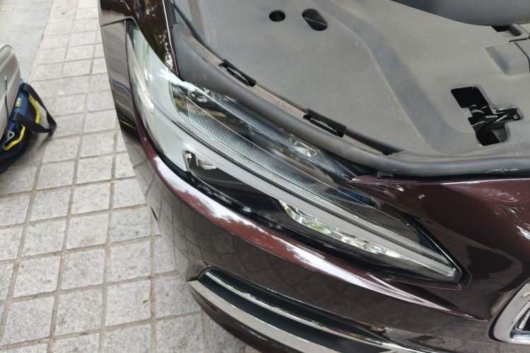 Used Volvo S90 2019 T5 Zhiyuan Edition Right Front Headlight