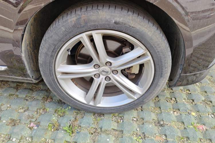 Used Volvo S90 2019 T4 Zhiyi Edition Right Front Wheel Hub