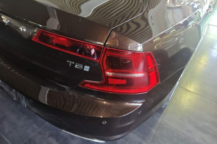 Used Volvo S90 2019 T5 Zhiyuan Edition Right Rear Taillight