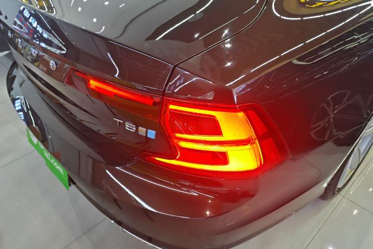 Used Volvo S90 2019 T5 Zhiyi Edition Right Rear Taillight