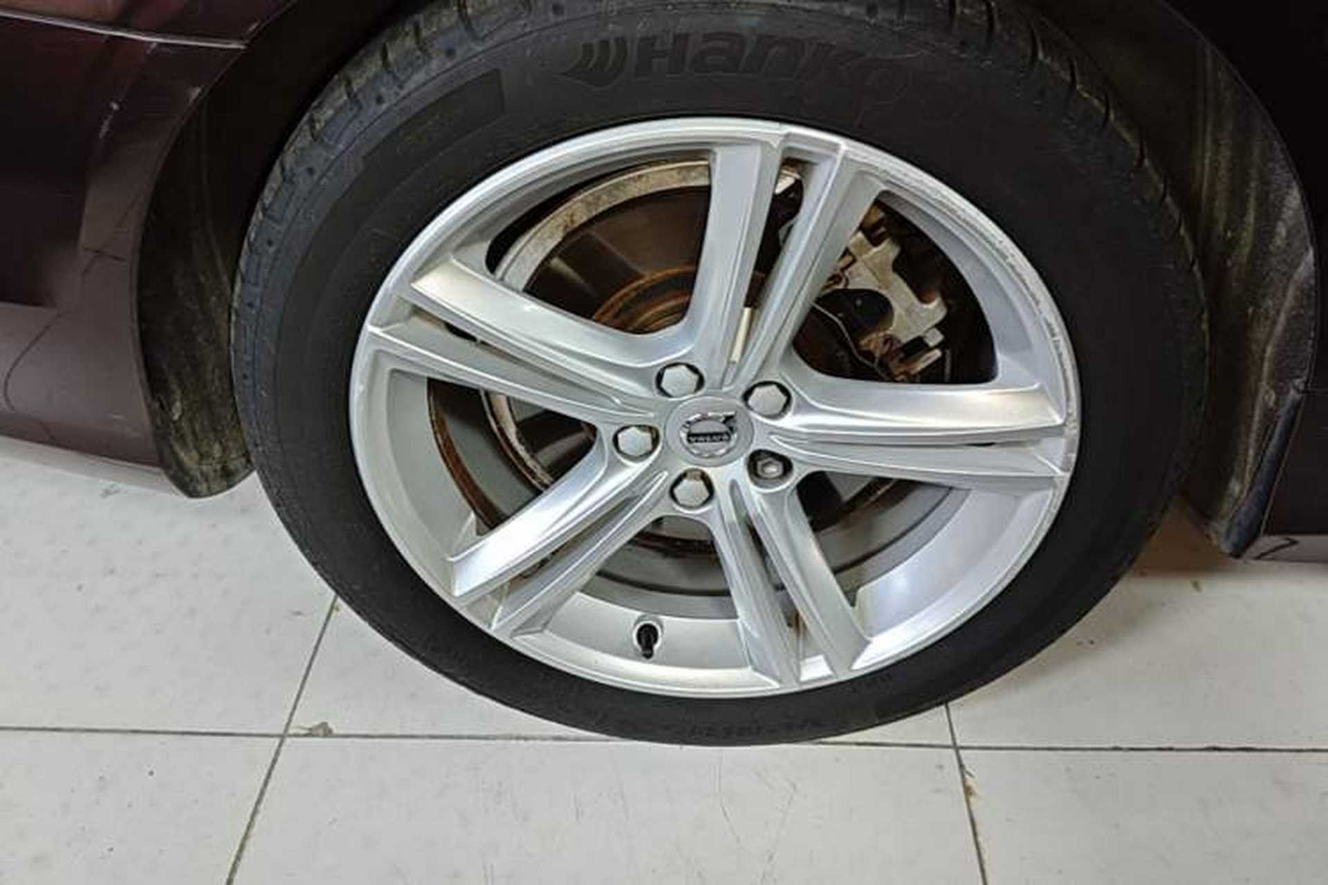Used Volvo S90 2019 T5 Zhiyuan Edition Right Rear Wheel Hub
