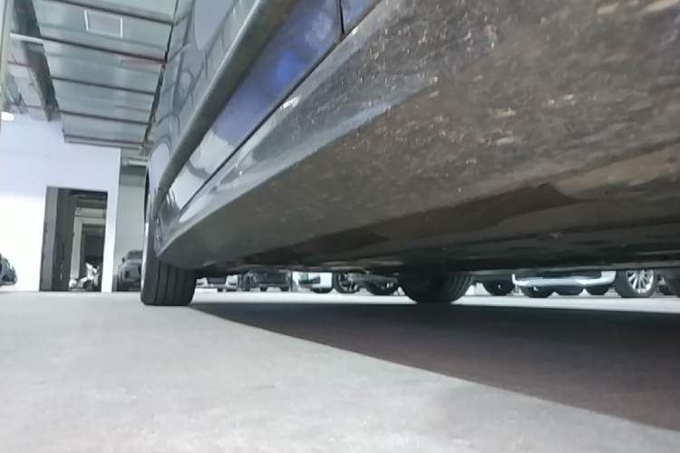 Used Volvo S90 2019 T5 Zhiyi Edition Right Side Sill