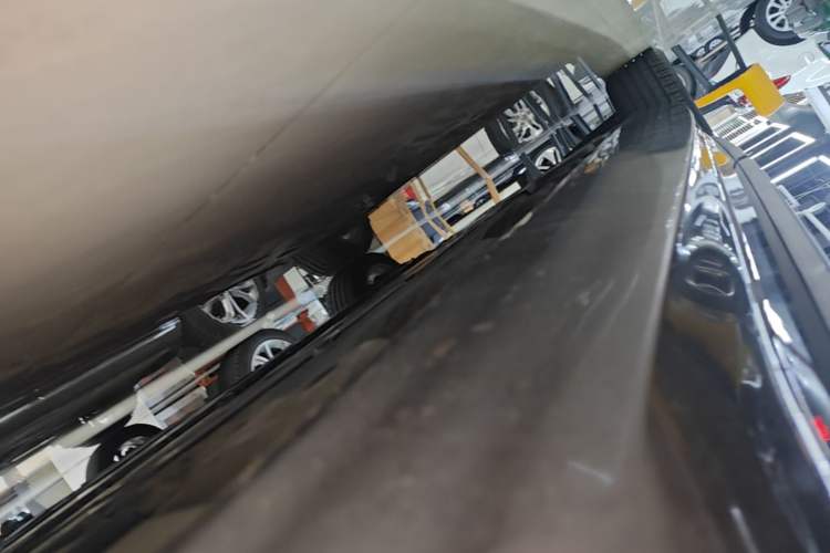 Used Volvo S90 2019 T5 Zhiyi Edition Right Side Sill