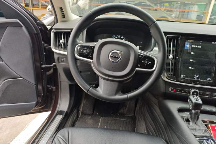 Used Volvo S90 2019 T4 Zhiyi Edition Steering Wheel