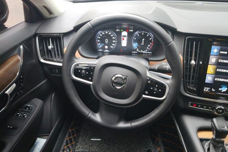 Used Volvo S90 2019 T5 Zhiyuan Edition Steering Wheel
