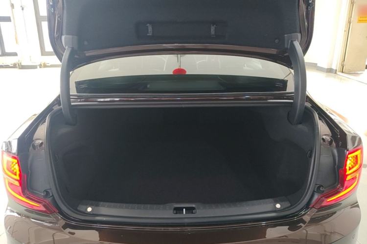 Used Volvo S90 2019 T5 Zhiyi Edition Trunk