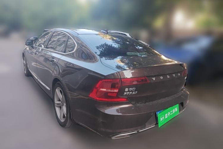 Used Volvo S90 2019 T5 Zhiyi Edition Rear Left 45 Deg