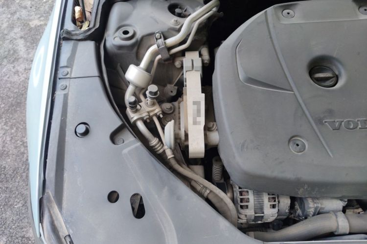 Used Volvo S90 2019 T5 Zhiyi Edition Engine Bay Right