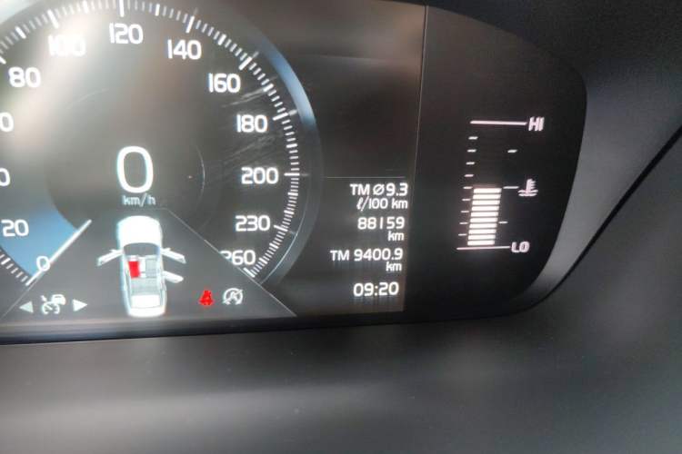 Used Volvo S90 2019 T5 Zhiyi Edition Odometer Close Up