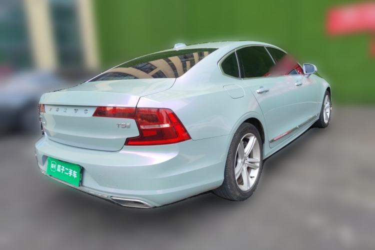 Used Volvo S90 2019 T5 Zhiyi Edition Rear Right 45 Deg