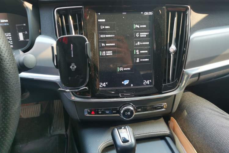 Used Volvo S90 2019 T4 Zhiyi Edition Audio And AC Panel