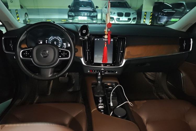 Used Volvo S90 2019 T5 Zhiyi Edition Center Console