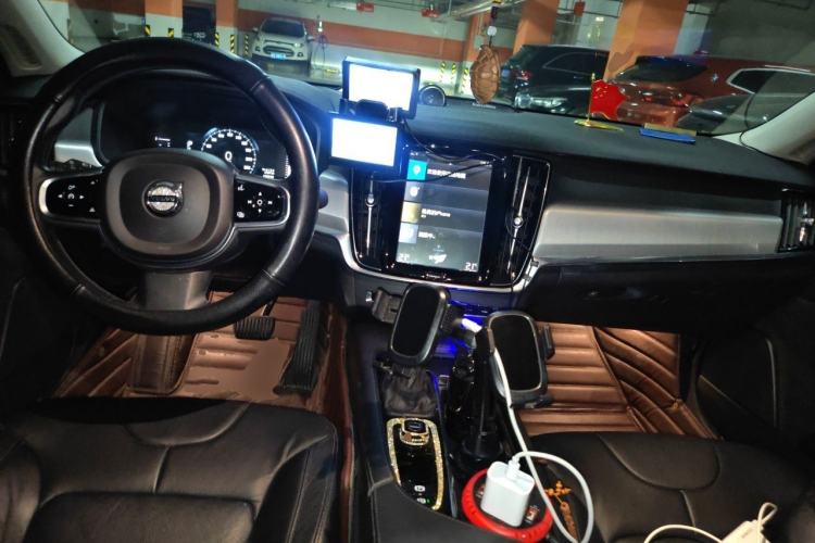 Used Volvo S90 2019 T4 Zhiyi Edition Center Console