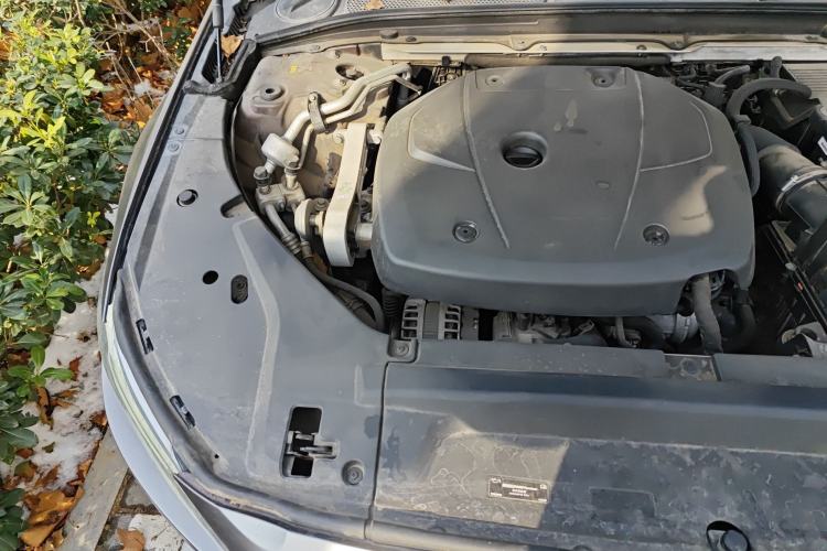 Used Volvo S90 2019 T5 Zhiyi Edition Engine Bay Right