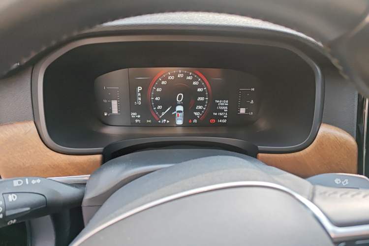 Used Volvo S90 2019 T5 Zhiyi Edition Instrument Cluster