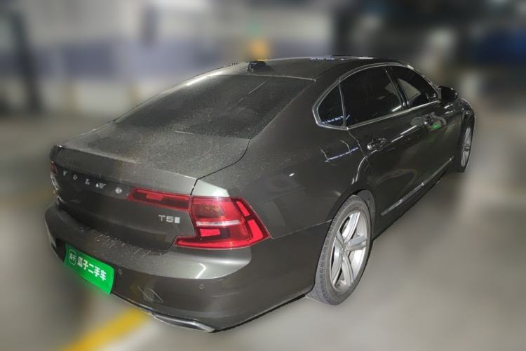 Used Volvo S90 2019 T5 Zhiyi Edition Rear Right 45 Deg