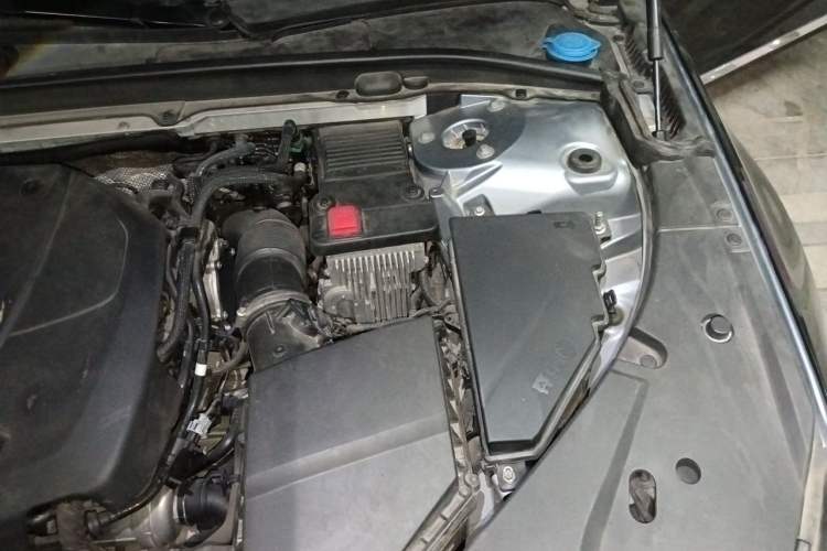 Used Volvo S90 2019 T5 Zhiyi Edition Engine Bay Left