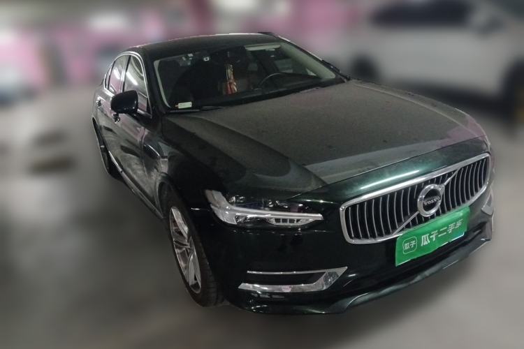 Used Volvo S90 2019 T5 Zhiyi Edition Front Right 45 Deg