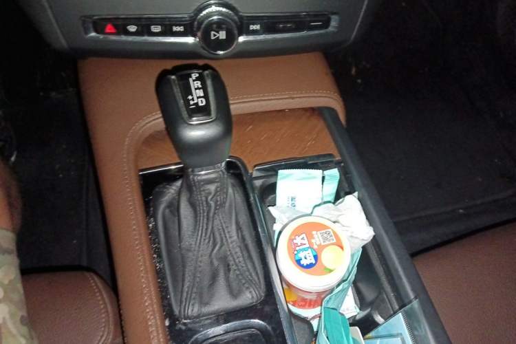 Used Volvo S90 2019 T5 Zhiyi Edition Gear Lever