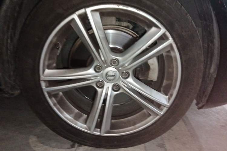 Used Volvo S90 2019 T5 Zhiyi Edition Right Front Wheel Hub