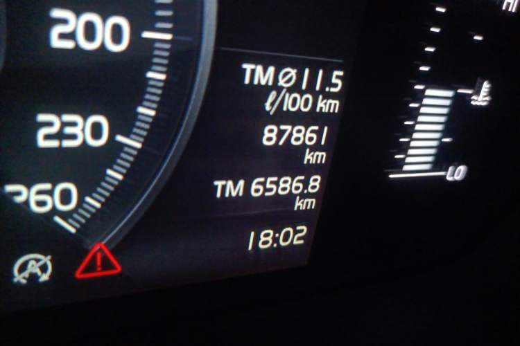 Used Volvo S90 2019 T5 Zhiyi Edition Odometer Close Up