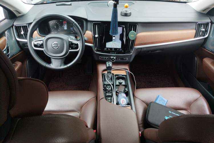 Used Volvo S90 2019 T5 Zhiya Edition Audio And AC Panel