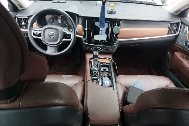 Used Volvo S90 2019 T5 Zhiya Edition Center Console