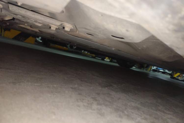 Used Volvo S90 2019 T5 Zhiyi Edition Chassis Front Left