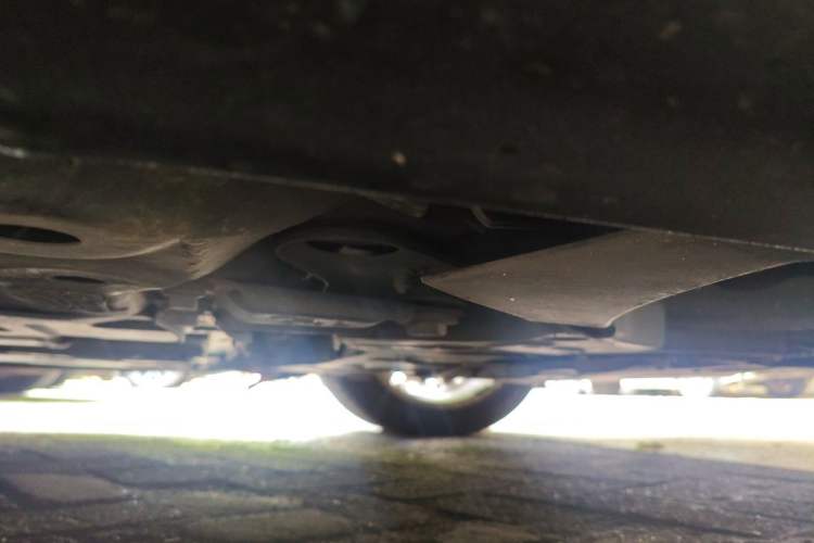 Used Volvo S90 2019 T5 Zhiyuan Edition Chassis Front Right