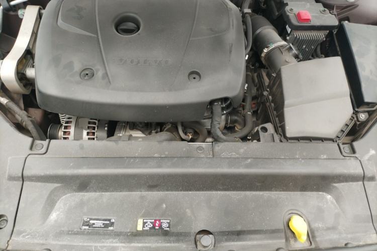 Used Volvo S90 2019 T5 Zhiya Edition Engine Bay