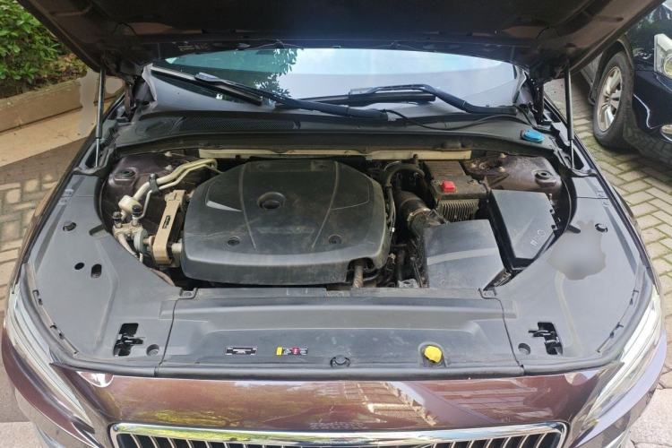Used Volvo S90 2019 T5 Zhiyuan Edition Engine Bay