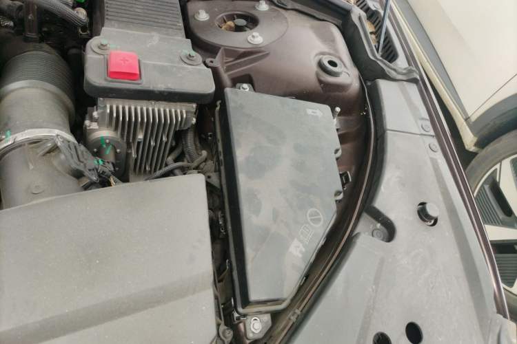Used Volvo S90 2019 T5 Zhiya Edition Engine Bay Left