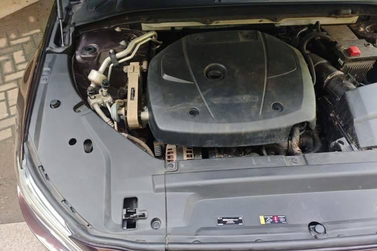 Used Volvo S90 2019 T5 Zhiyuan Edition Engine Bay Right