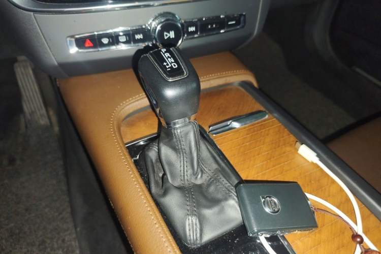 Used Volvo S90 2019 T5 Zhiyi Edition Gear Lever