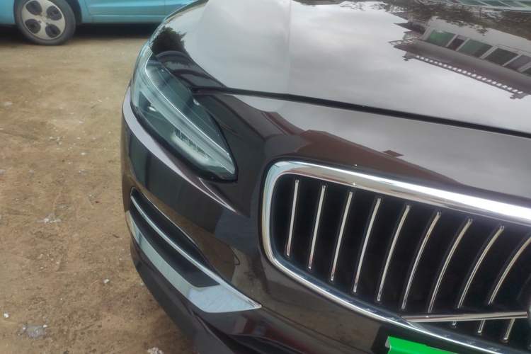 Used Volvo S90 2019 T5 Zhiyuan Edition Right Front Headlight