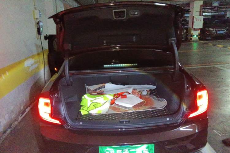 Used Volvo S90 2019 T5 Zhiyi Edition Trunk