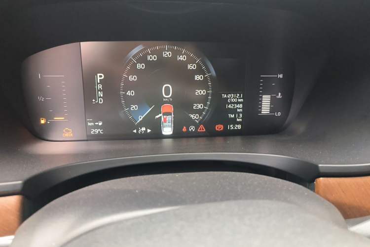 Used Volvo S90 2019 T5 Zhiyi Edition Odometer Close Up
