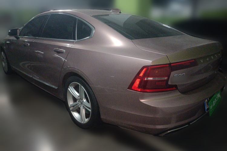 Used Volvo S90 2019 T5 Zhiyi Edition Rear Left 45 Deg