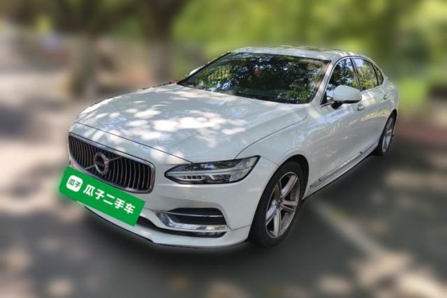 Volvo S90 2019 T5 Zhiyi Edition usata