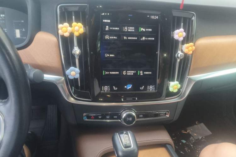 Used Volvo S90 2019 T5 Zhiyi Edition Audio And AC Panel