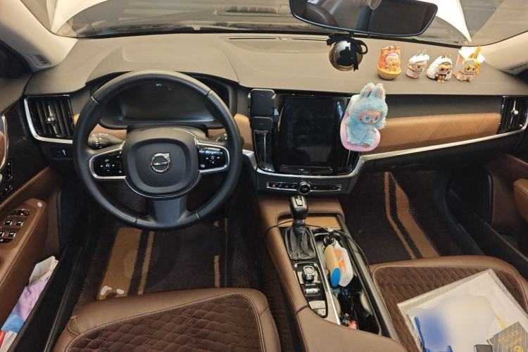 Used Volvo S90 2019 T5 Zhiyuan Edition Center Console