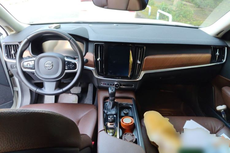 Used Volvo S90 2019 T5 Zhiyi Edition Center Console